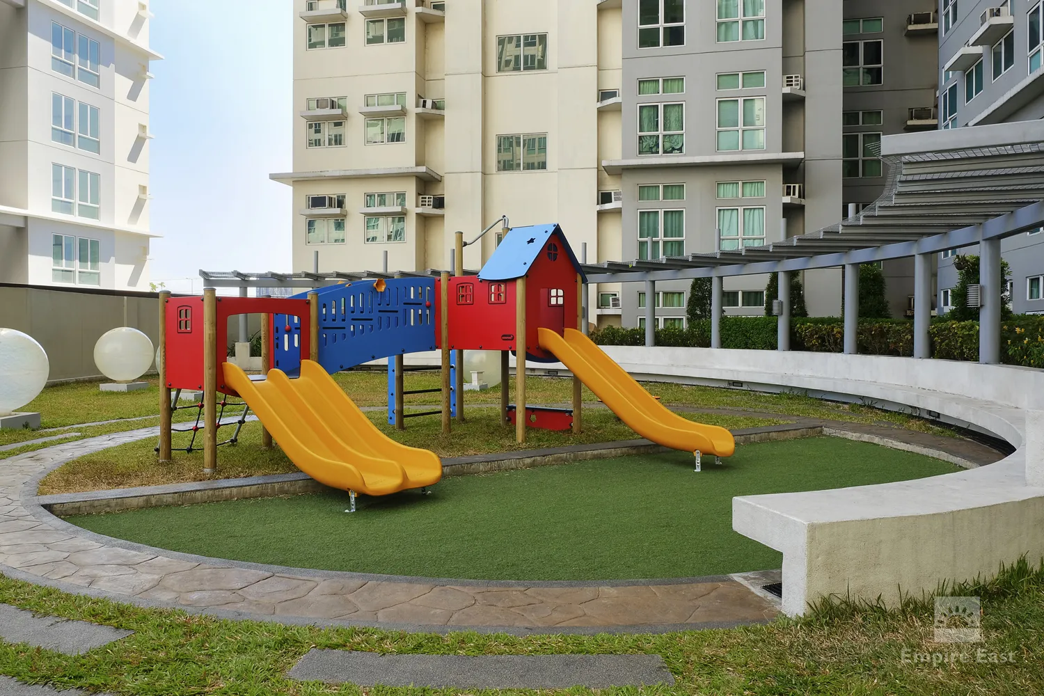 San Lorenzo Place - Thumbnail 14